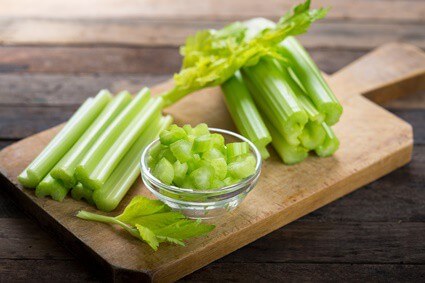 is celery good for parrots?